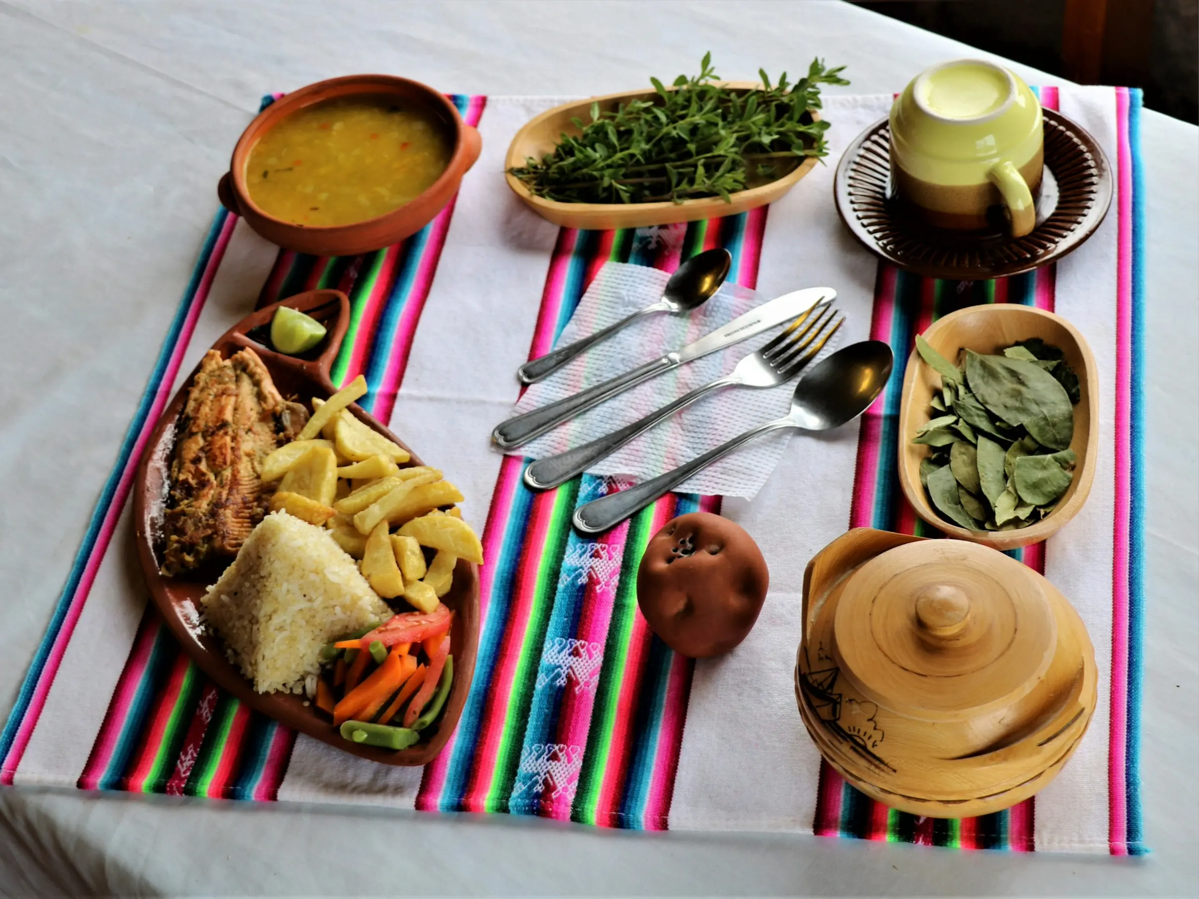 ALMUERZO 3 Taquile Lodge