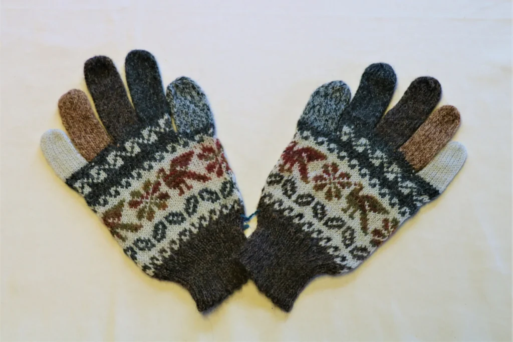 Taquile Lodge eshop guantes